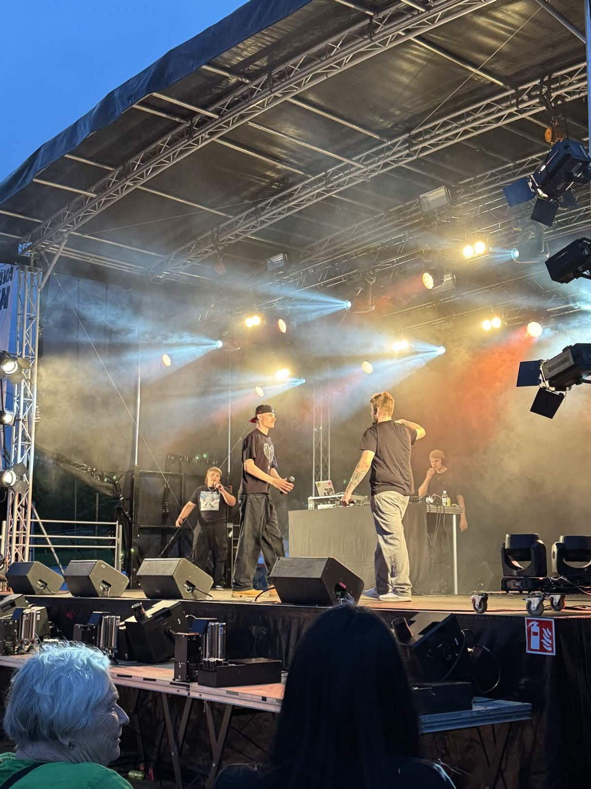 Agosto ja Capo lavalla Härkäfesteillä.